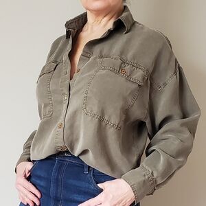 Aritzia Group Babaton Utility Olive Button-Up Collar Shirt